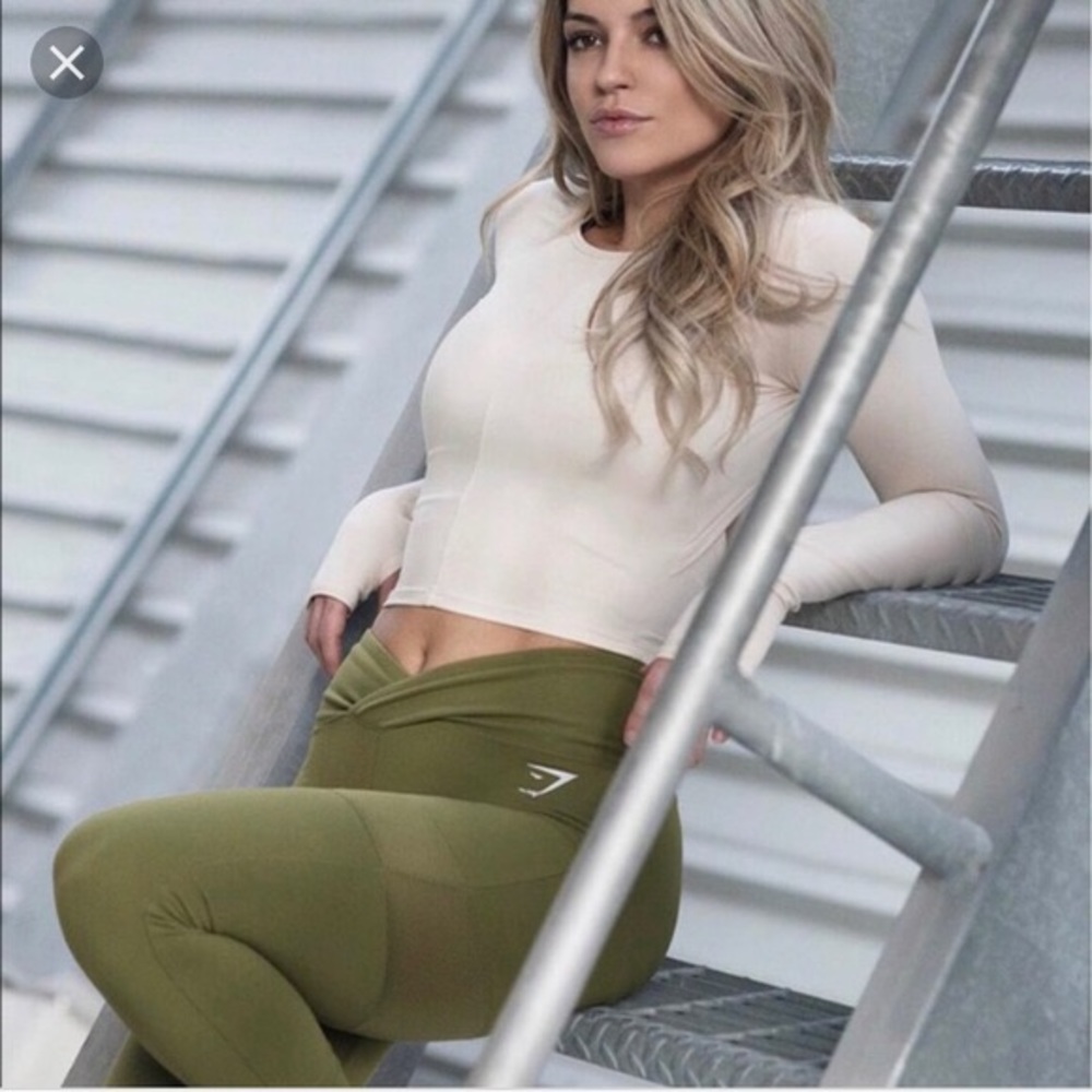 Nikki blackketter Size XS Olive RARE Gymshark